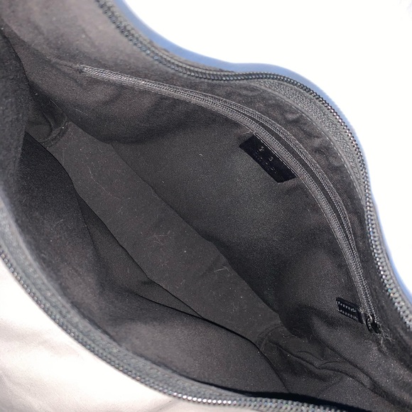 Gucci Shoulder Handbag Black Nylon Zip Top Hobo - Picture 11 of 11